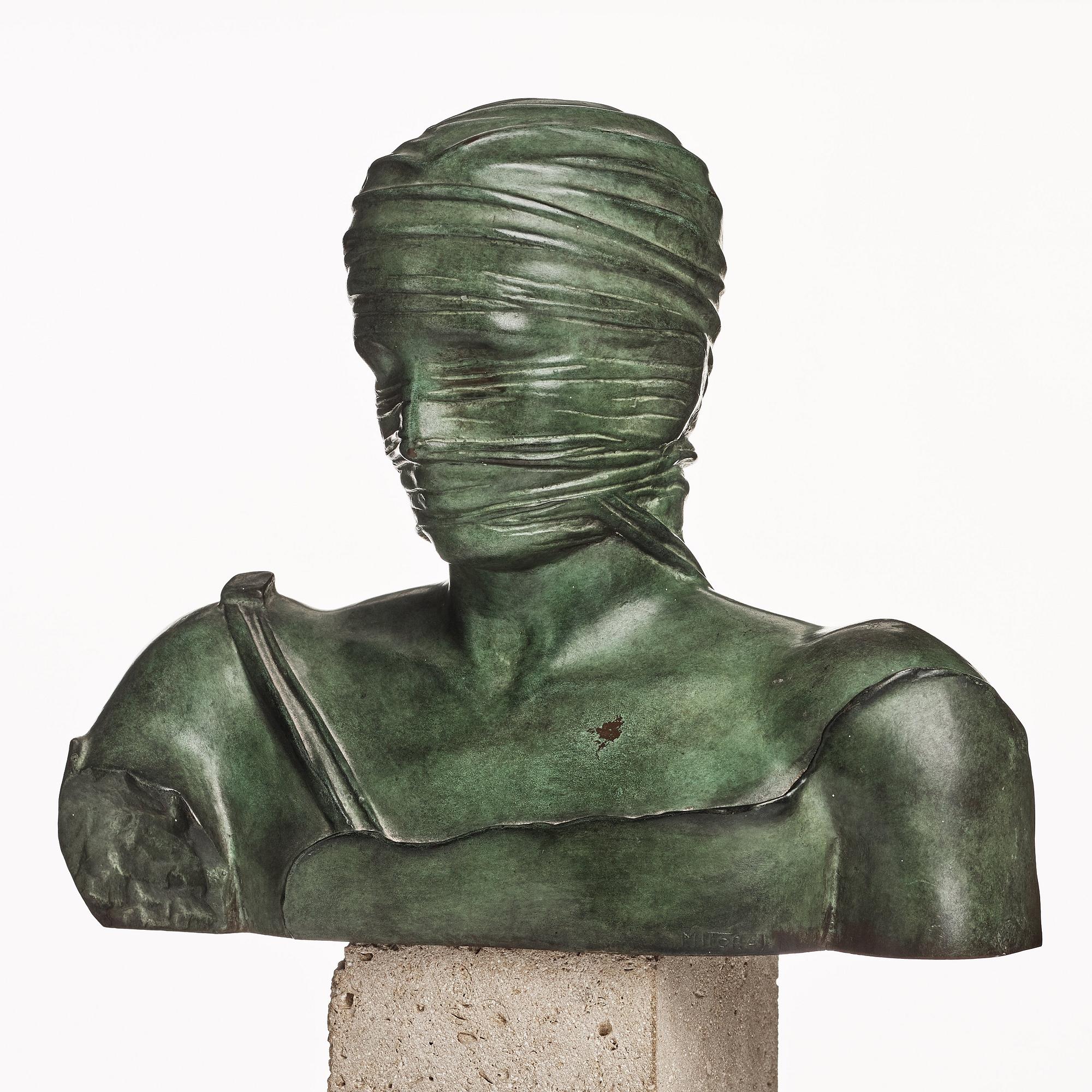 Igor Mitoraj, "Argos".