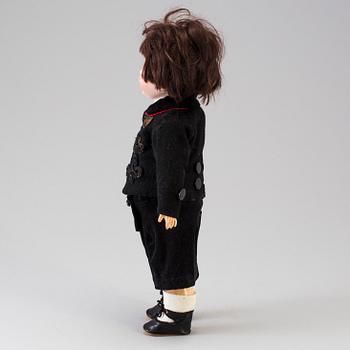 A bisque head doll 173 by Hertel & Schwab, Germany, ca 1914.