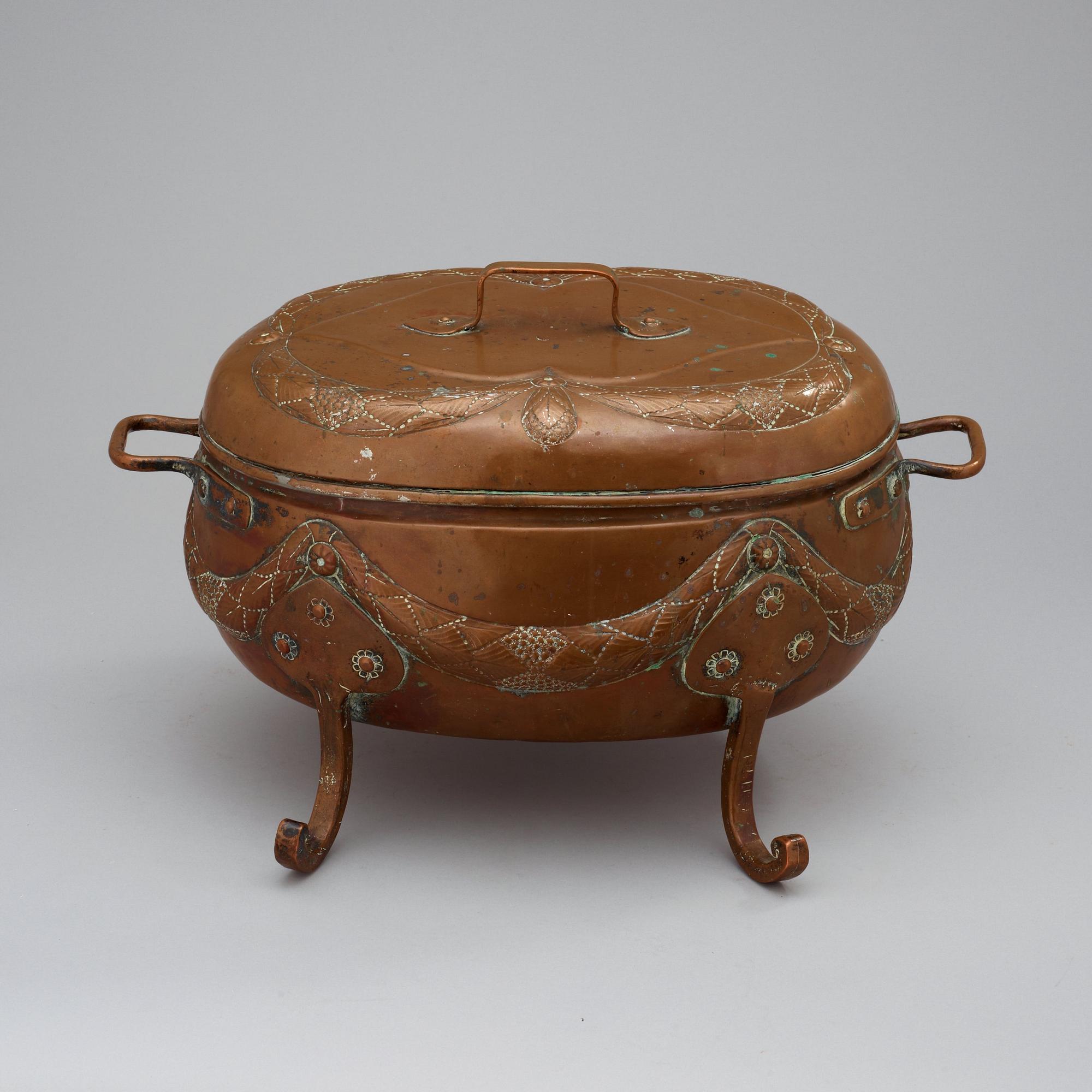 A Danish 18th century copper cauldron with cover.