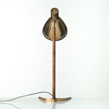 Paavo Tynell, a model '9224' brass table lamp, Taito Oy, Finland, mid 20th century.