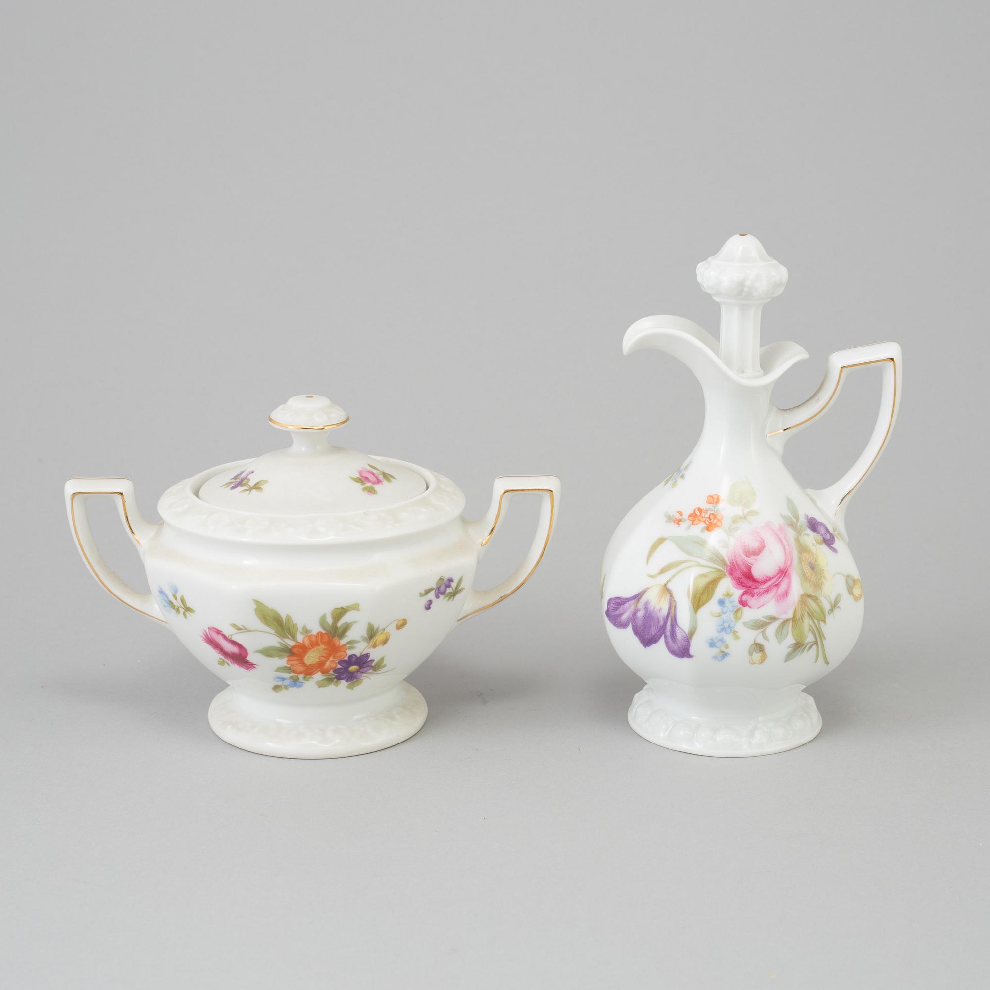 MATSERVIS, 117 delar, porslin. Rosenthal, "Maria" 1900-tal.