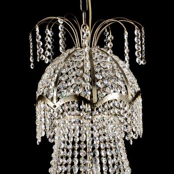 LJUSKRONA. Gustaviansk stil, 1900/2000-tal. Höjd: 116 cm.