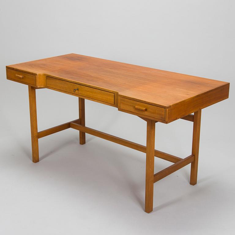 Desk, walnut, 1960s.