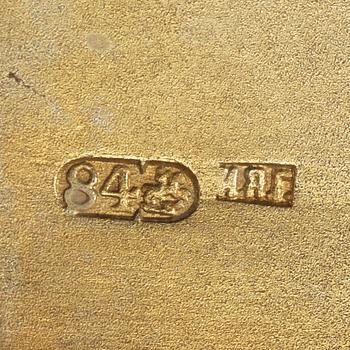 CIGARETTETUI, icke identifierad mästarstämpel, Moskva 1889.