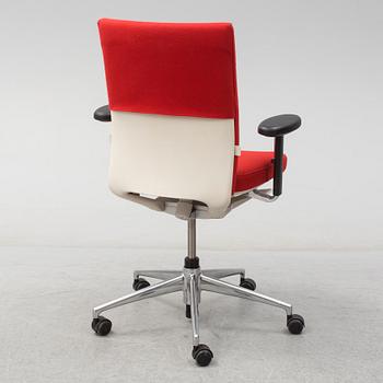 An 'Axess Plus Chair' by Antonio Citterio for Vitra.