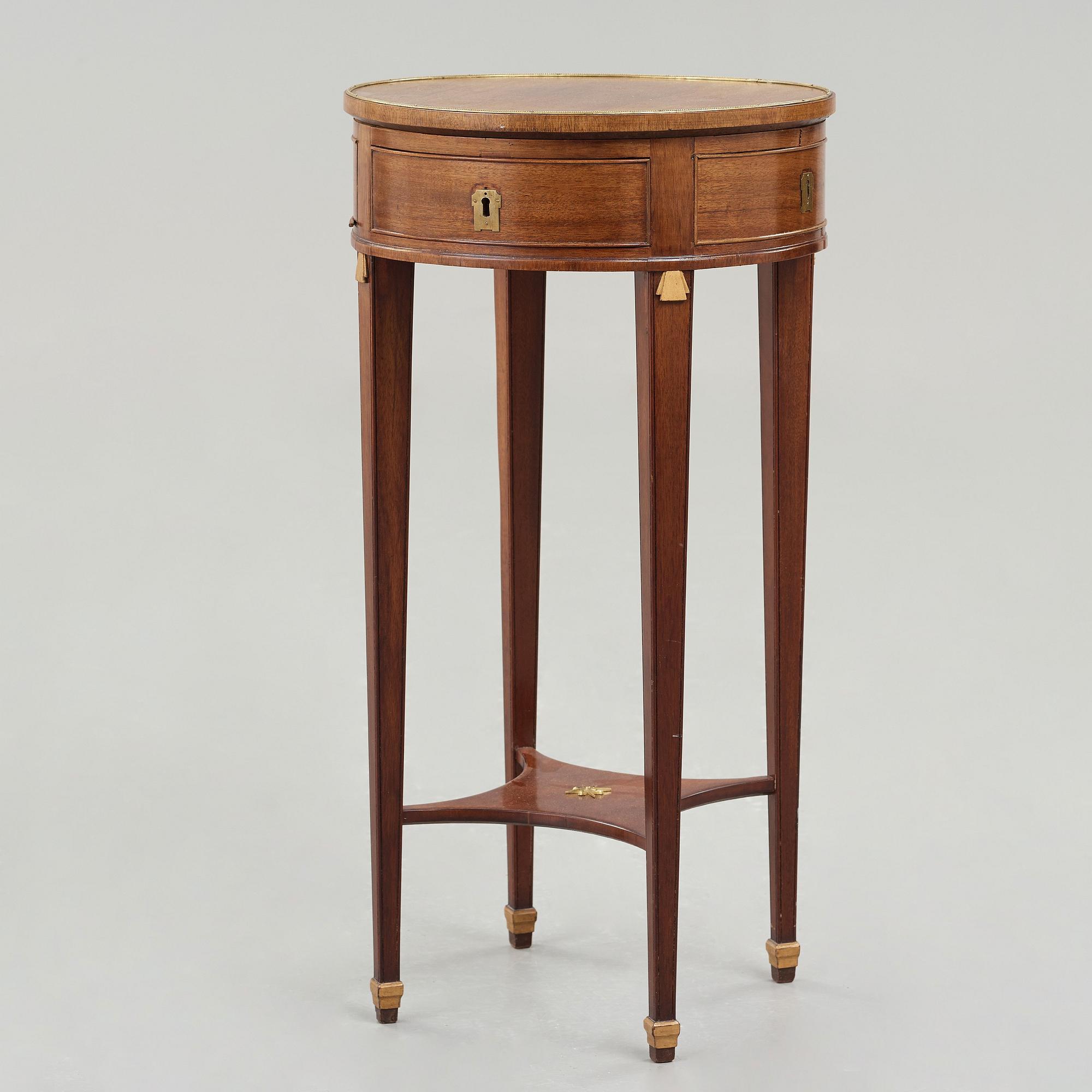 BORD, sengustavianskt, 1700-talets slut.