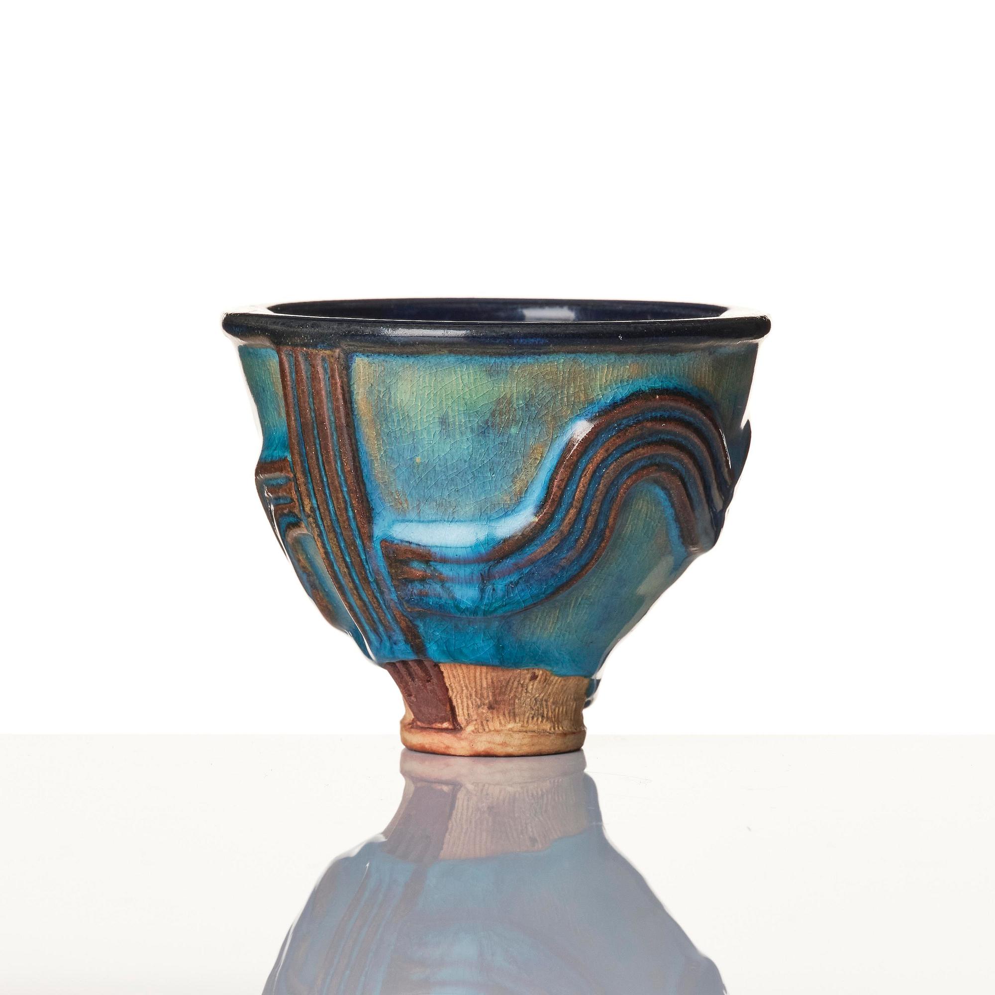 Wilhelm Kåge, a set of three Farsta stoneware vases, Gustavsberg Studio, two dated 1948 and 1950.
