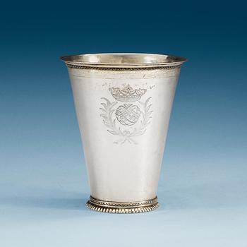 978. A Swedish early 18th century parcel-gilt beaker, makers mark of Hans Wiggman (Kalmar 1712-1761).