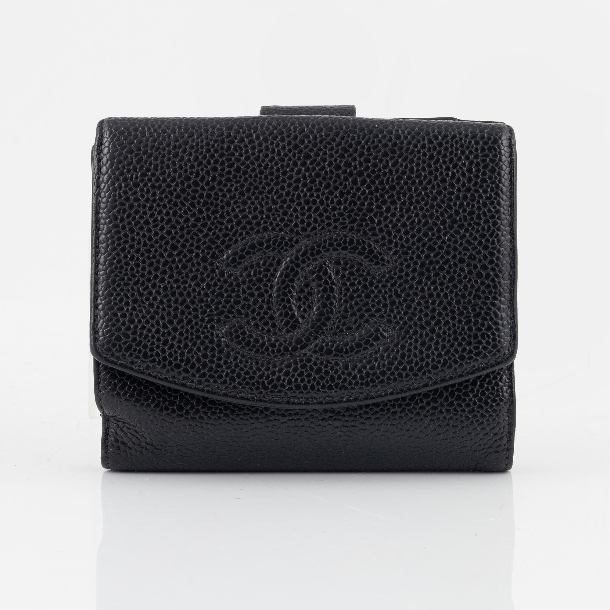 Chanel, wallet.