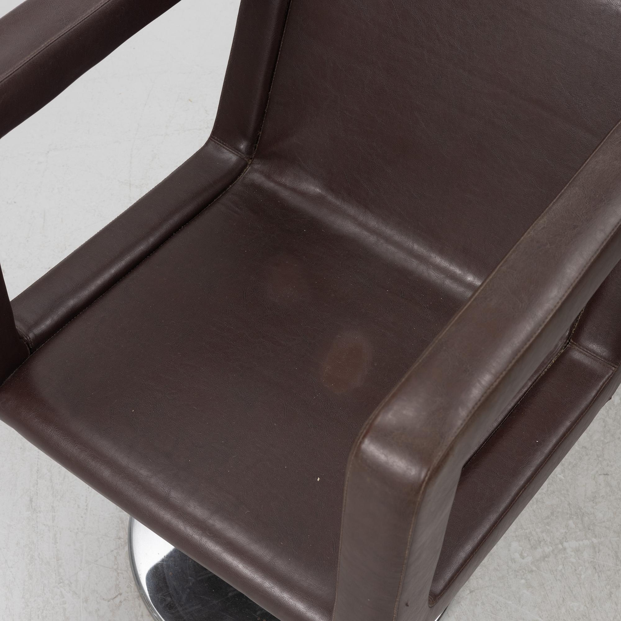 A pair of Armchairs, Johanson Design, contemporary.
