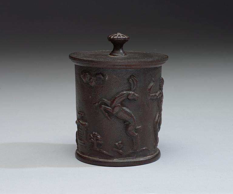 A Carl Elmberg cast iron tobacco jar, Näfveqvarns Bruk.