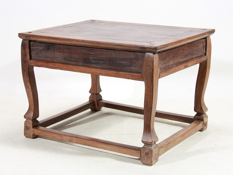 BORD, barockstil. Asien.