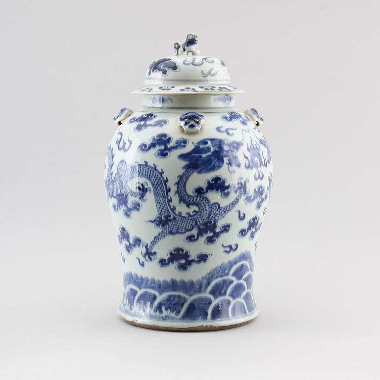 LOCKURNA, porslin, Kina, Qingdynastin, 1800-tal.