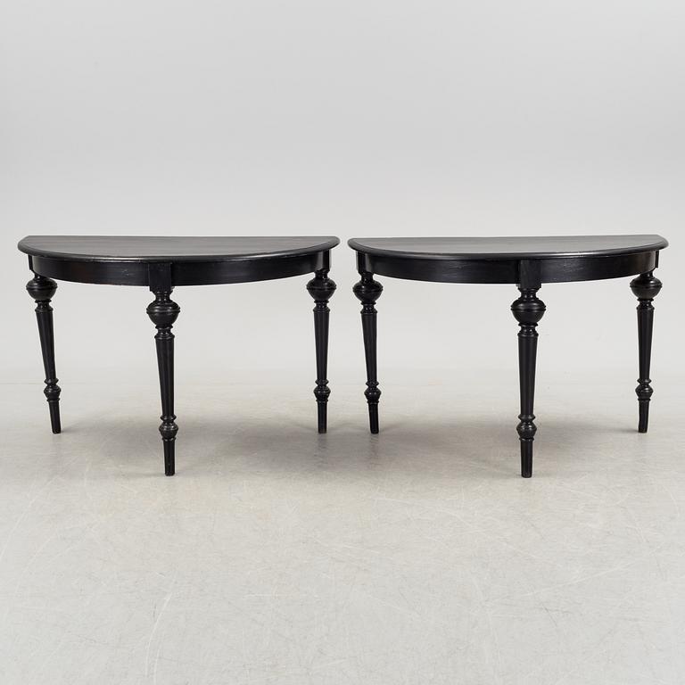 A 19th century dining table.