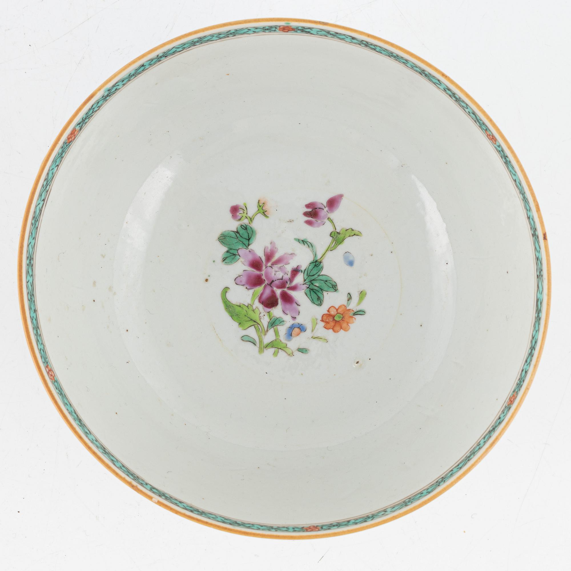 Skål, kopp samt tedosa, porslin, Kina, Qianlong (1736-95).