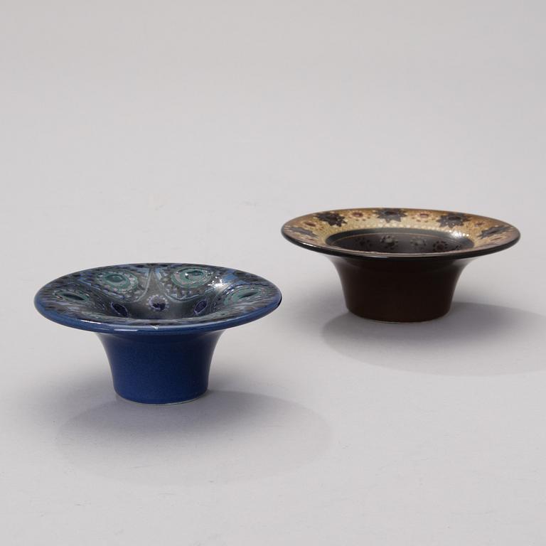HILKKA-LIISA AHOLA, maljoja, 2 kpl, keramiikkaa, signeeratut H-L. Ahola / HLA/LP, Arabia.
