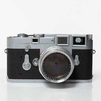 Leica, M3 no. 1001185, 1960.