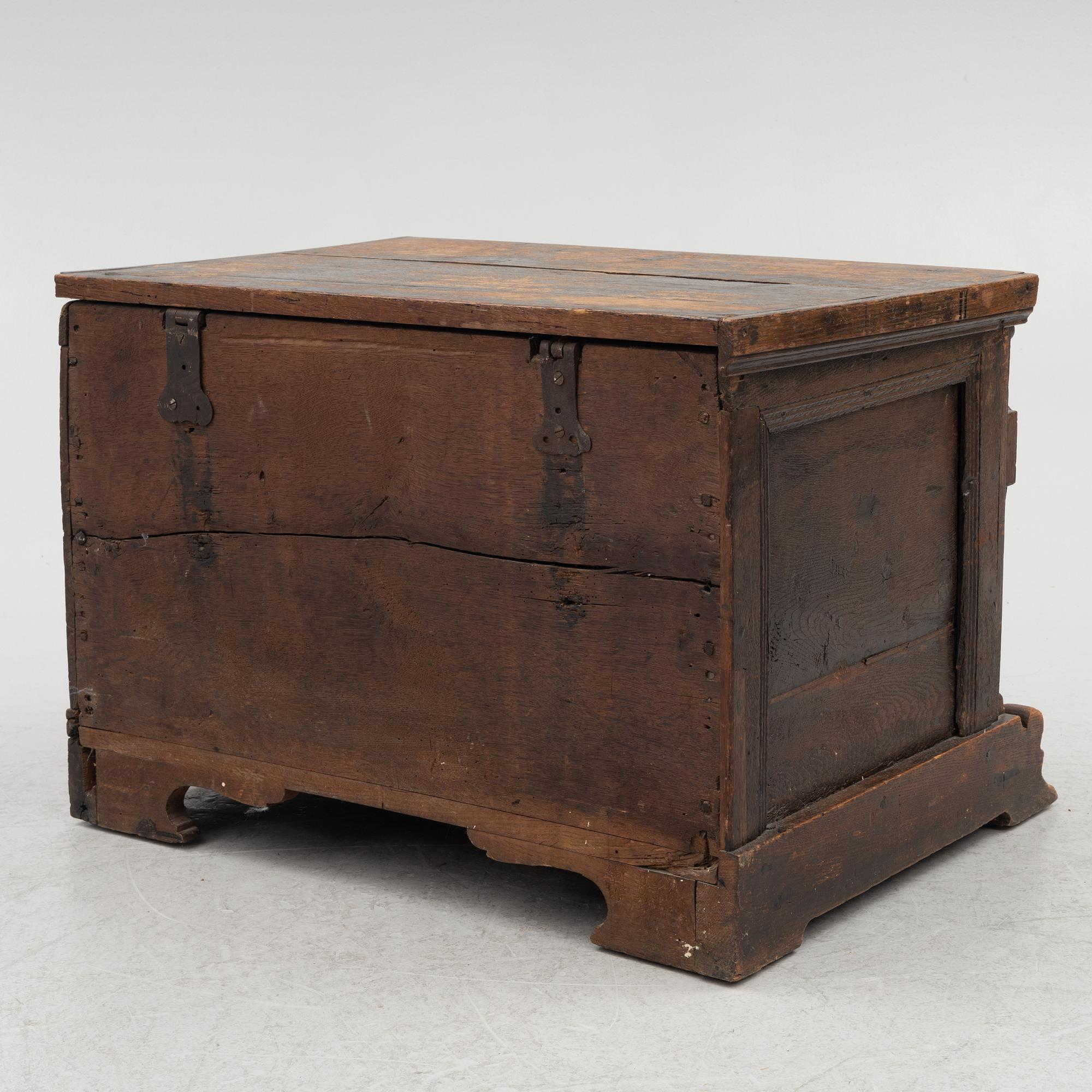 Chest, Baroque/Baroque style, 17th-18th century.