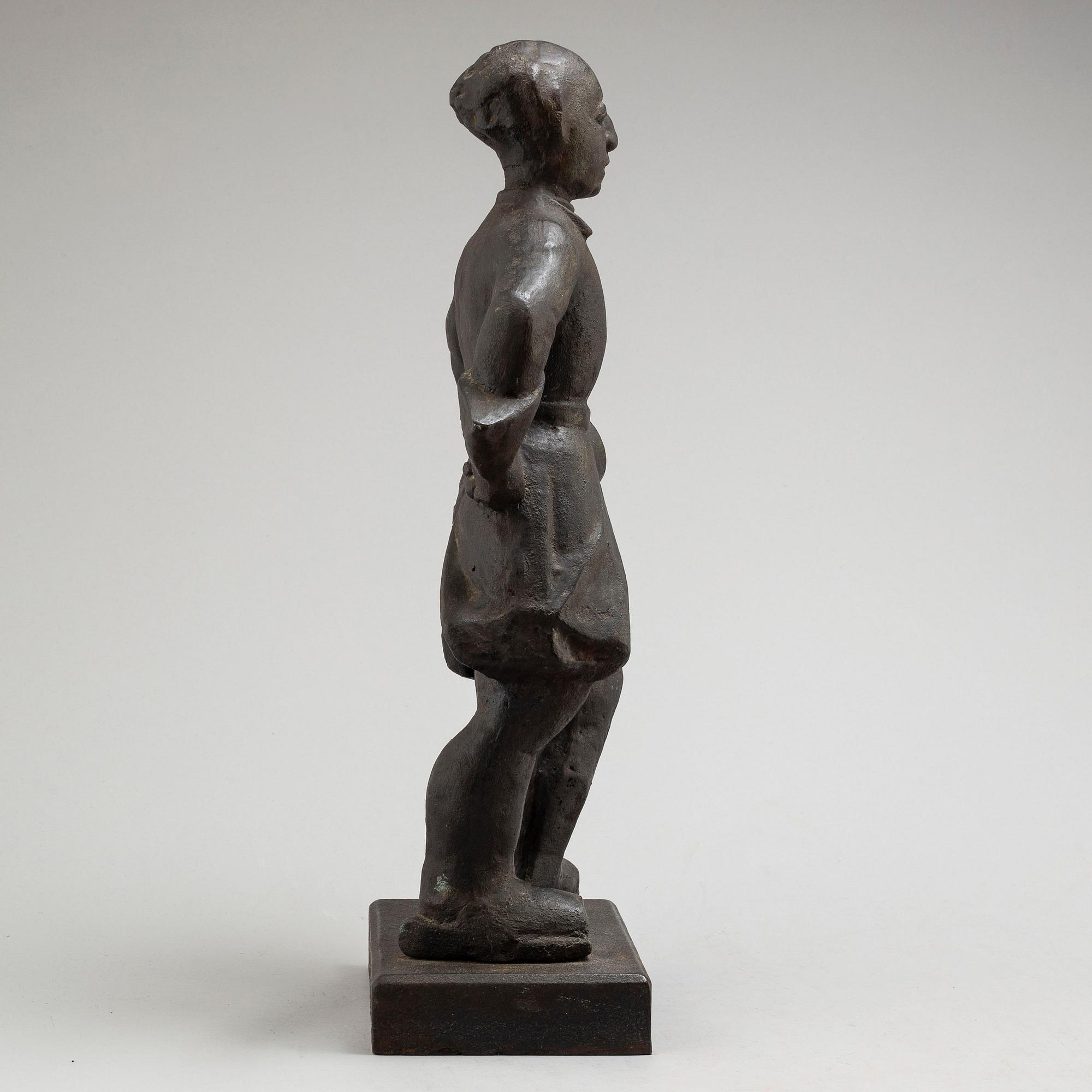 ALLAN EBELING, a cast iron sculpture depicting Karl XII.