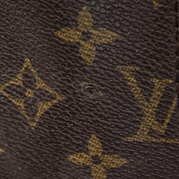 Louis Vuitton, matkalaukku, "Sirius 70".