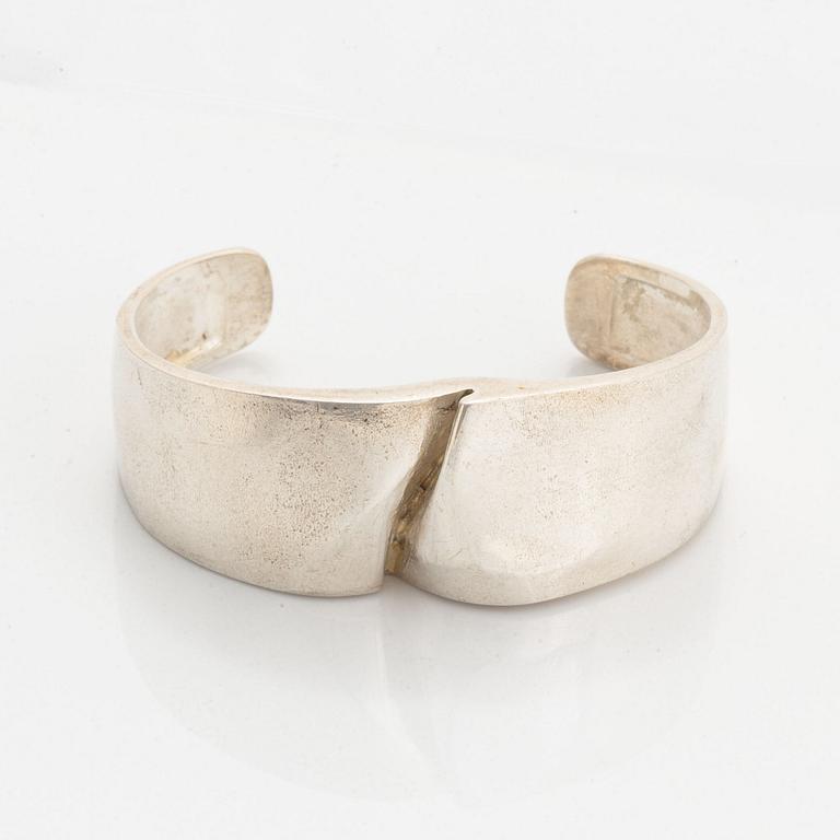 Björn Weckström, sterling silver bangle "Darina's bracelet".