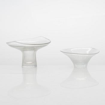 Tapio Wirkkala, Two art glass, model 3523 and 3139. Signed Tapio Wirkkala Iittala -58 och -54.