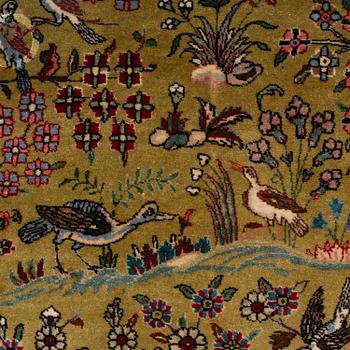 MATTO, an old Oriental, possibly a Tabriz, ca 227,5-228,5 x 171,5-173 cm (as well as 1 and 1,5 cm flat weave at the.