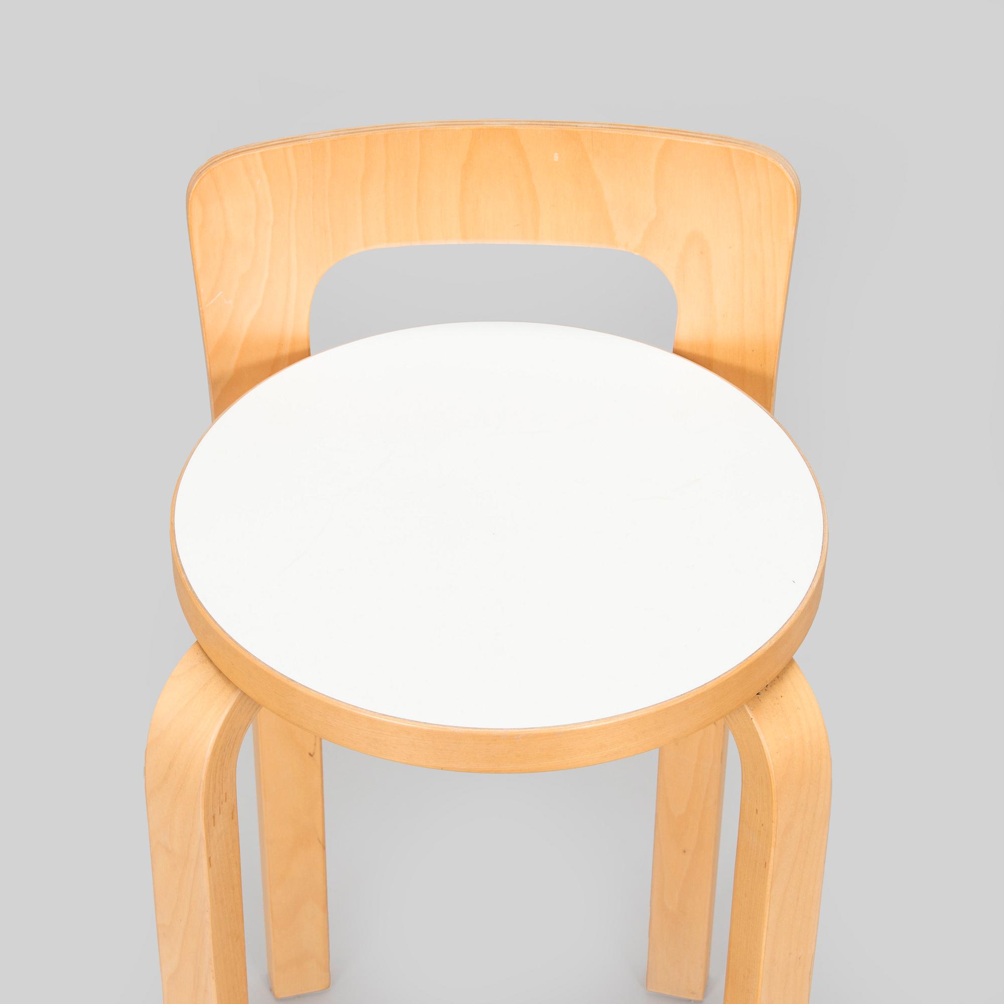 Alvar Aalto, baarituoli, malli K65, Artek, 1996.