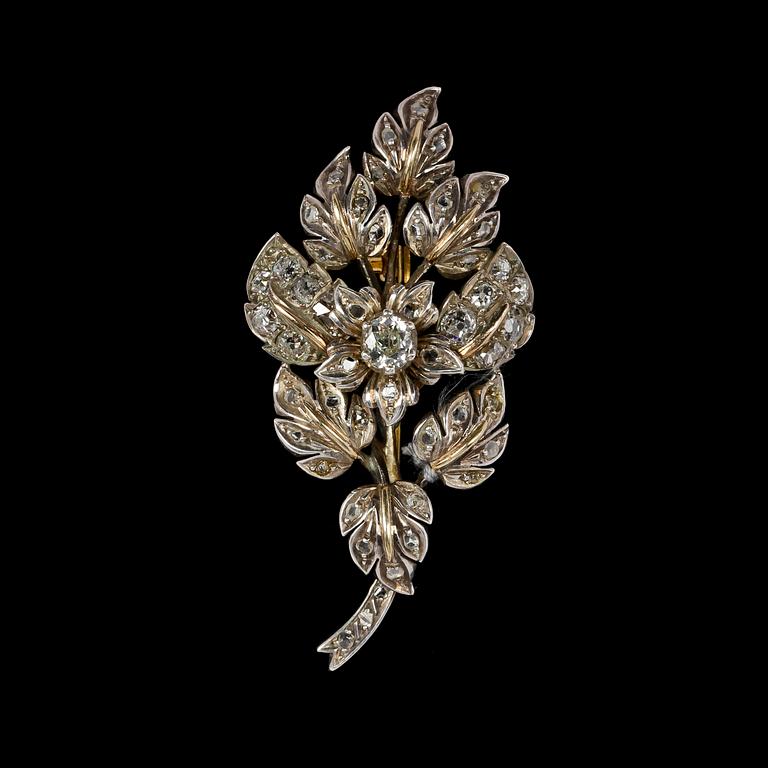 BROOCH, old cut diamonds, tot. app. 1 ct.