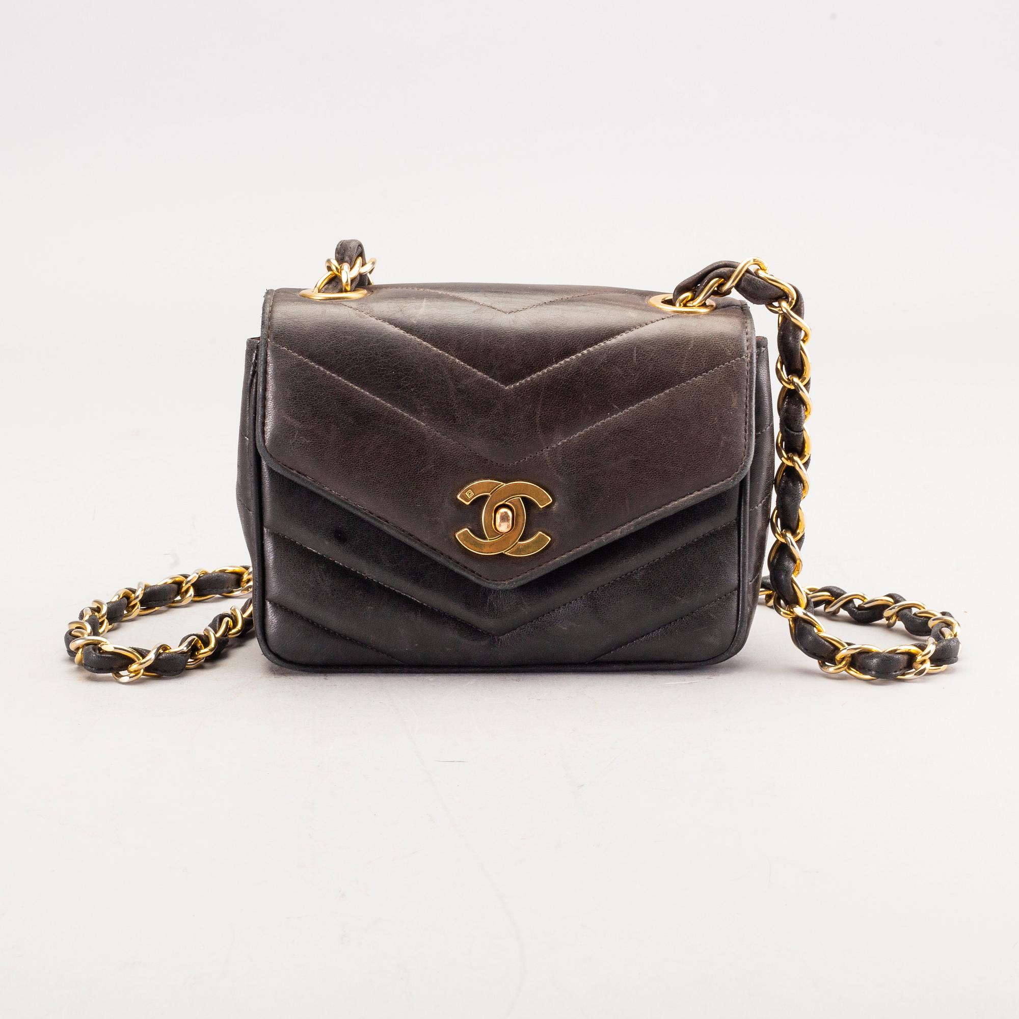 An Chanel bag.