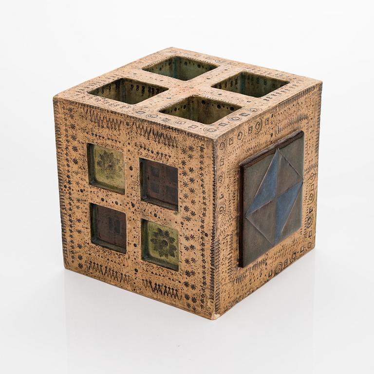 Rut Bryk, a sculpture / ceramic cube 'Chimney' signed BRYK.