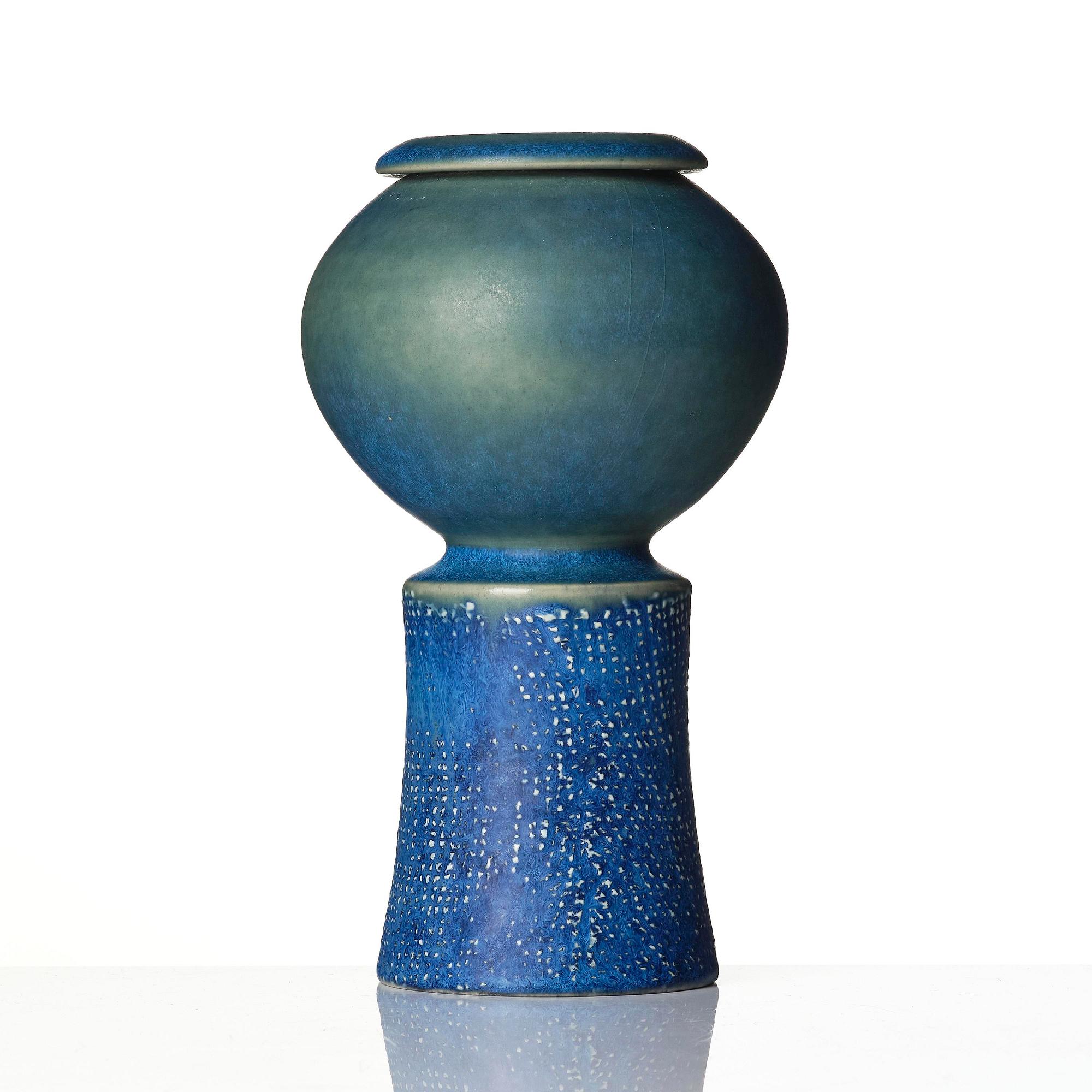 Stig Lindberg, a stoneware vase, Gustavsberg Studio 1963.