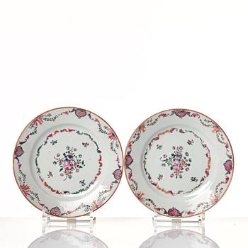 A set of 19 famille rose dishes, Qing dynasty, Qianlong (1736-95).