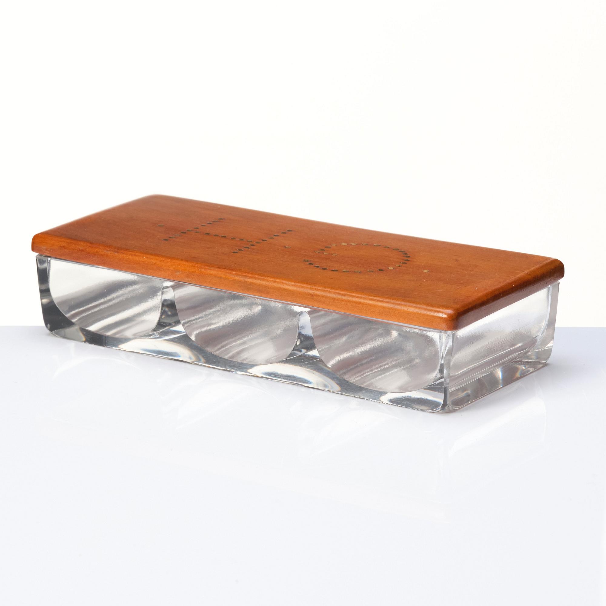 Otto Schulz, a lidded box, Boet, Gothenburg, 1930-40s.