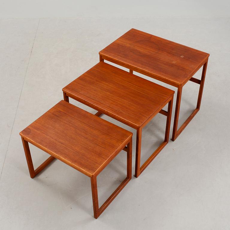 SATSBORD, teak, Seffle Möbelfabrik. Omkring 1900-talets mitt.