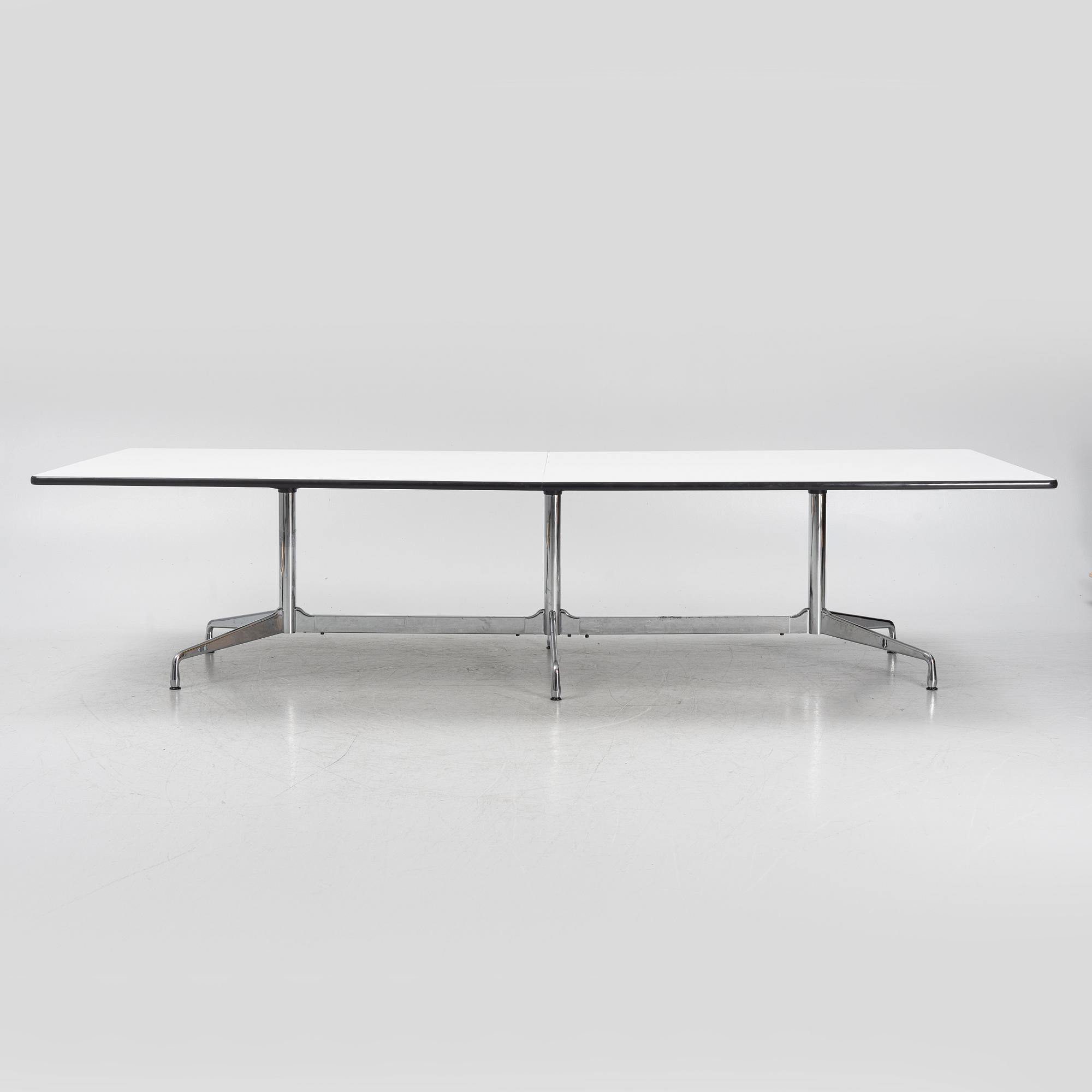 Charles & Ray Eames, table, "Segmented table", Vitra.
