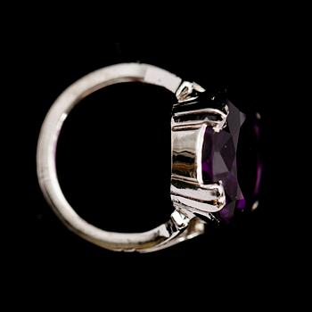 RING, silver, stor ametist ca 15.0 ct.