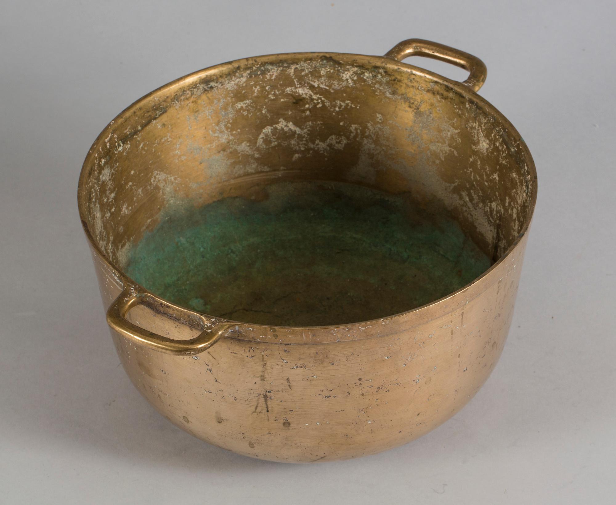 GRYTA, mässing, 1800-tal.