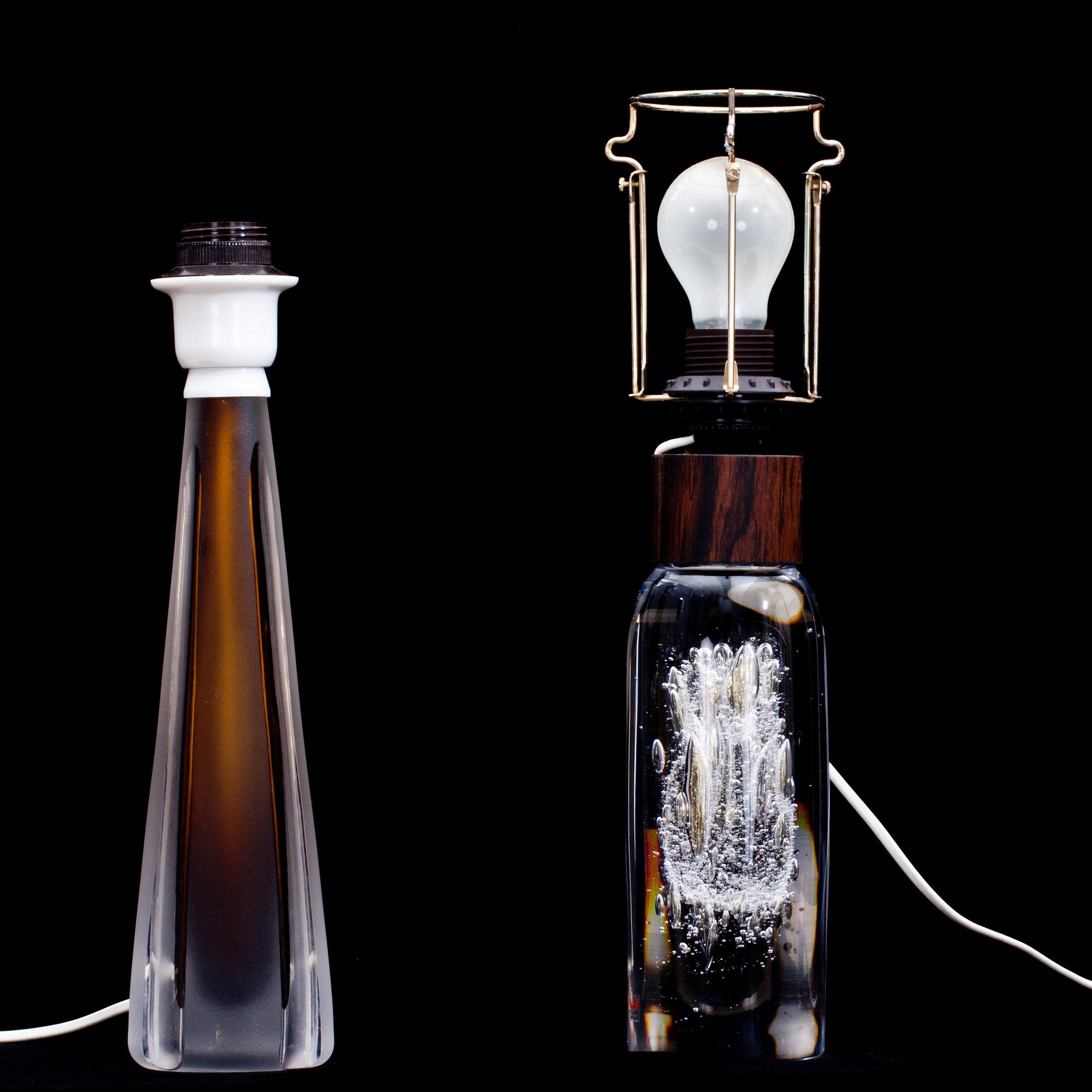 BORDSLAMPOR, 2 st. Glas, Kosta.