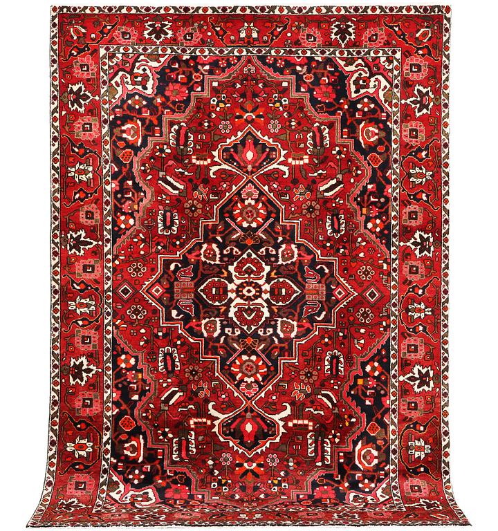 Matta, Bakhtiari, ca. 308 x 212 cm.