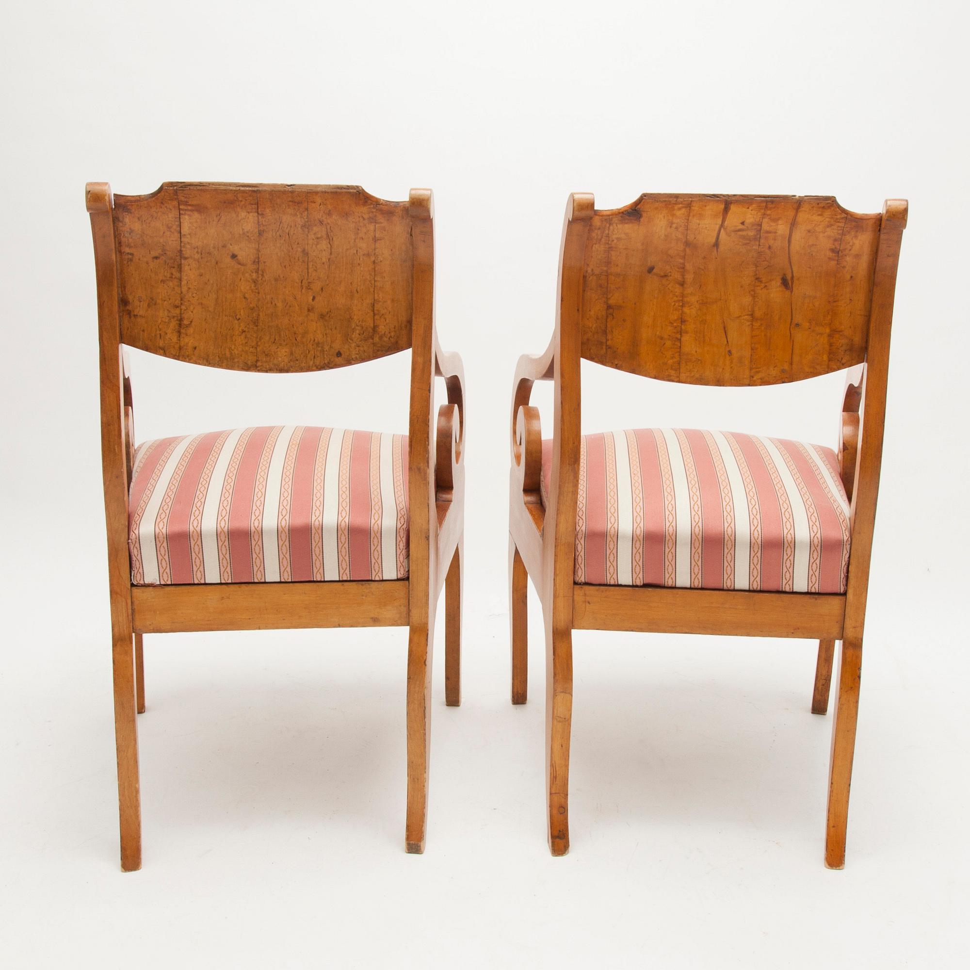 KARMSTOLAR, ett par, biedermeier, Finland 1800-talets första hälft.