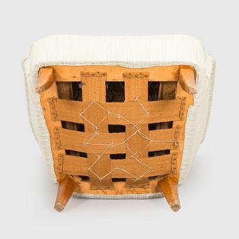 A mid-20th century armchair.