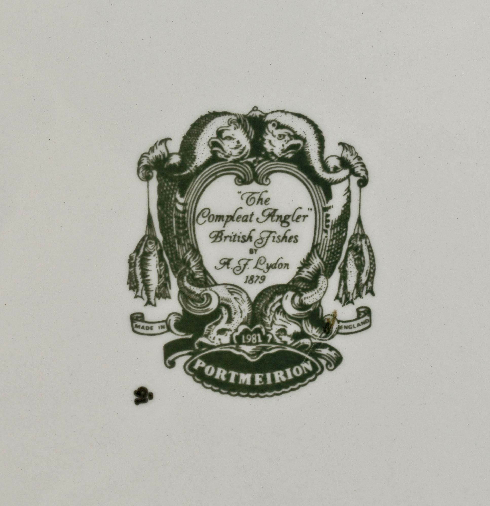 TALLRIKAR 12 st SAMT FAT, porslin, inköpta på Firma Svenskt Tenn, Portmeirion, England 1980-tal.