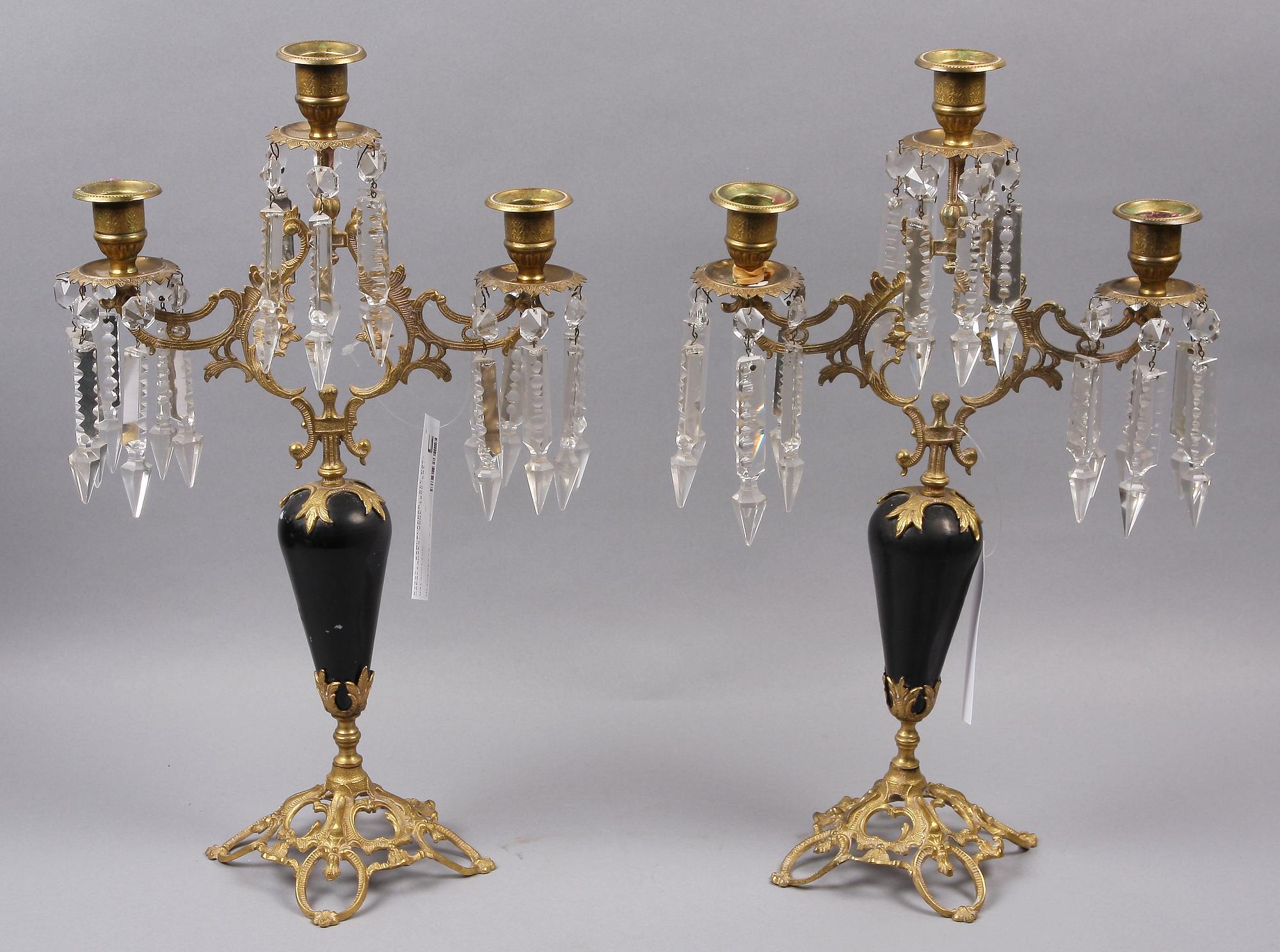 KANDELABRAR, ett par, oskarianska, sent 1800-tal.