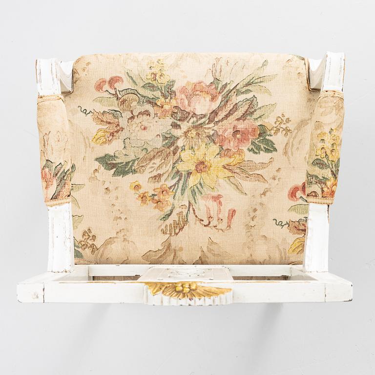 Karmstolar, ett par, Lindome, omkring år 1800, sengustavianska.