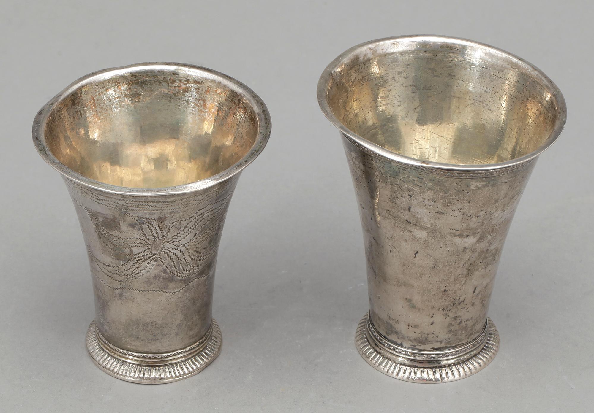 BÄGARE, 2 st, silver, bland annat Nils Ljungberg, Örebro 1766. Vikt ca 108 gram.