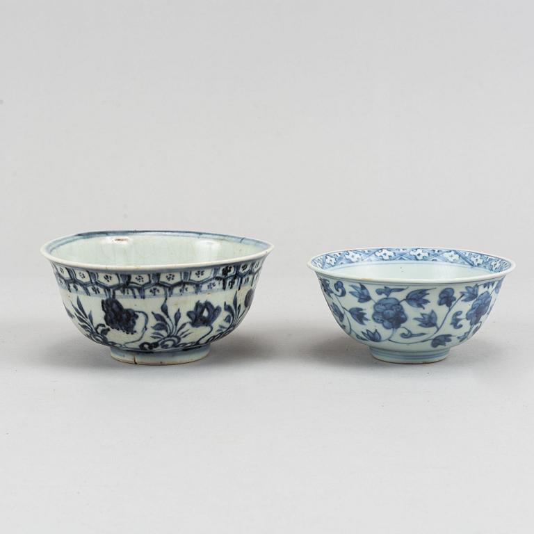 Two blue and white bowls, Ming dynasty (1368-1644).