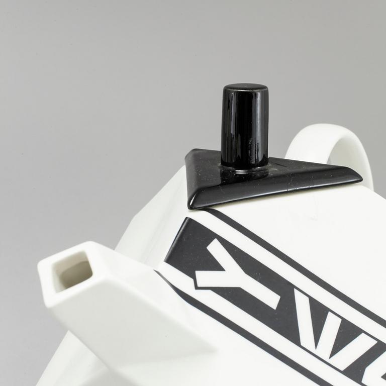 ROLF SINNEMARK, two "Cube" porcelain teapot for Rörstrand in the late 20th century.