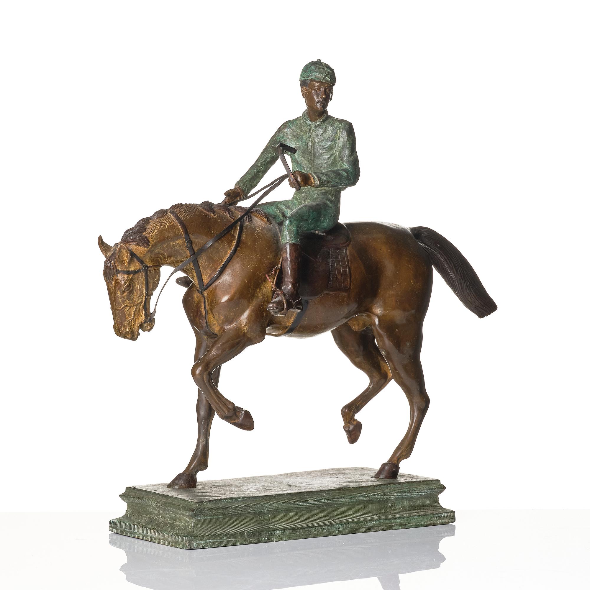 Skulptur, patinerad brons.