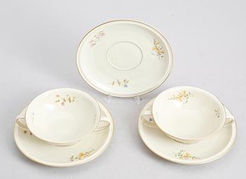BULJONGKOPPAR MED FAT, 13 st, porslin, "Winifred", Rosenthal, 1900-talets mitt.